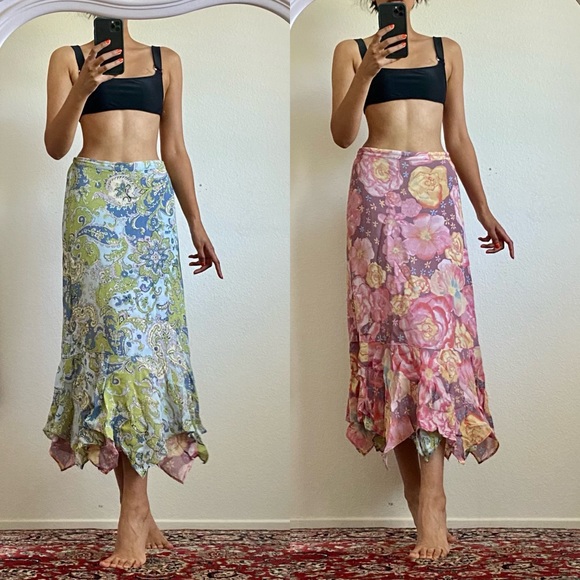 Y2K Reversible Midi Skirt - Picture 5 of 6